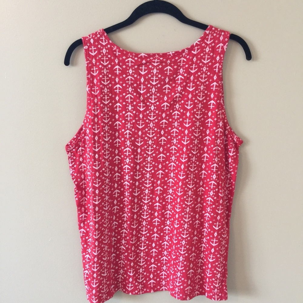 Broken threads tank top size large - Picture 2 of 5
